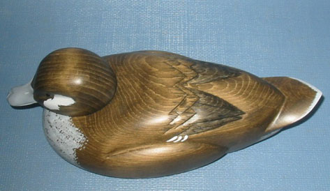 Robert Kelly Wood Carving - Classic Handcarved Bufflehead Hen Decoy